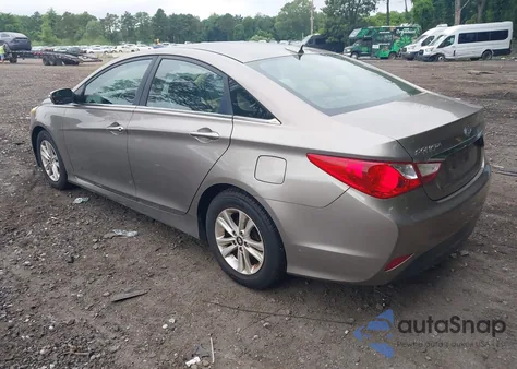 2014 Hyundai Sonata Gls z USA, uszkodzony, nr VIN 5NPEB4AC1EH843327